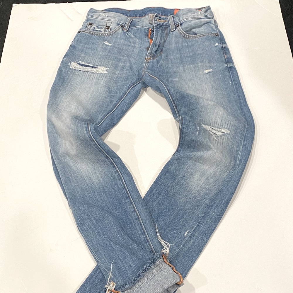 Jean shop jeans